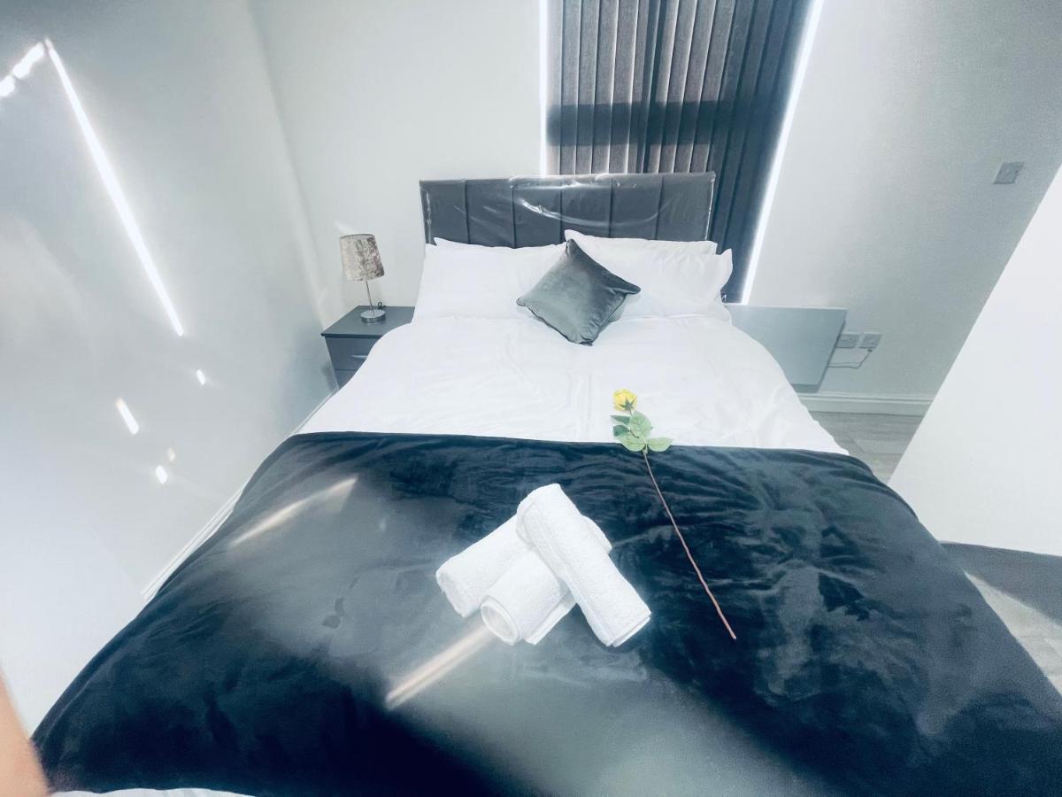 1 Bed Apartment Birmingham Bagian luar foto