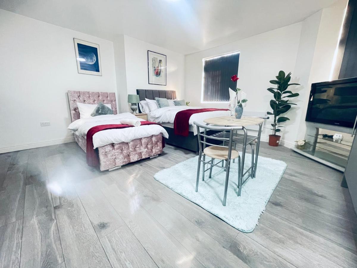1 Bed Apartment Birmingham Bagian luar foto