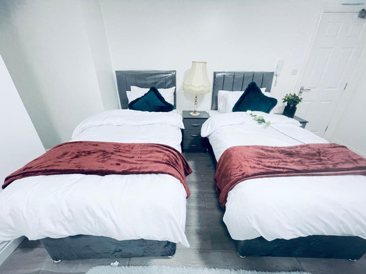 1 Bed Apartment Birmingham Bagian luar foto