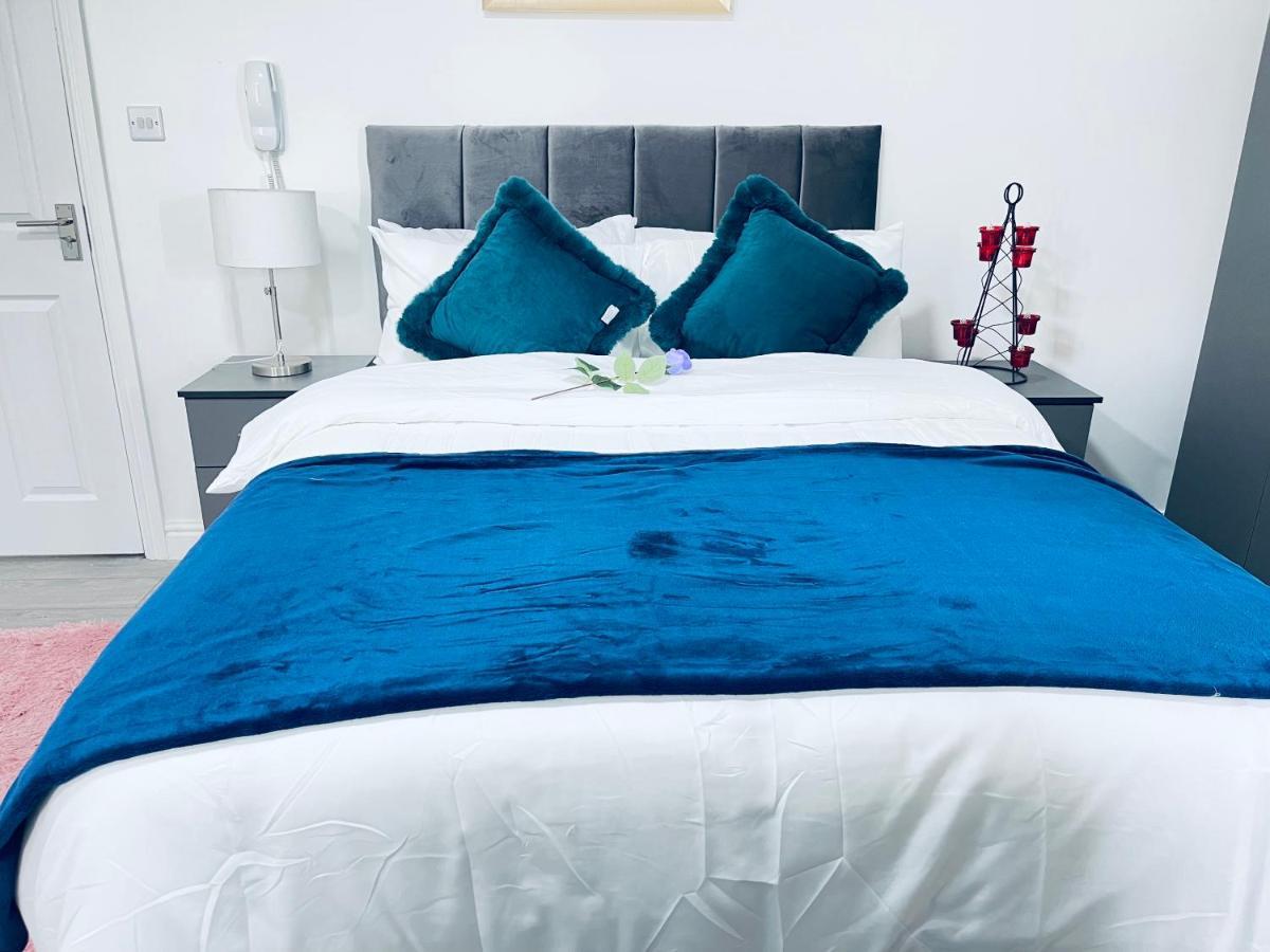 1 Bed Apartment Birmingham Bagian luar foto