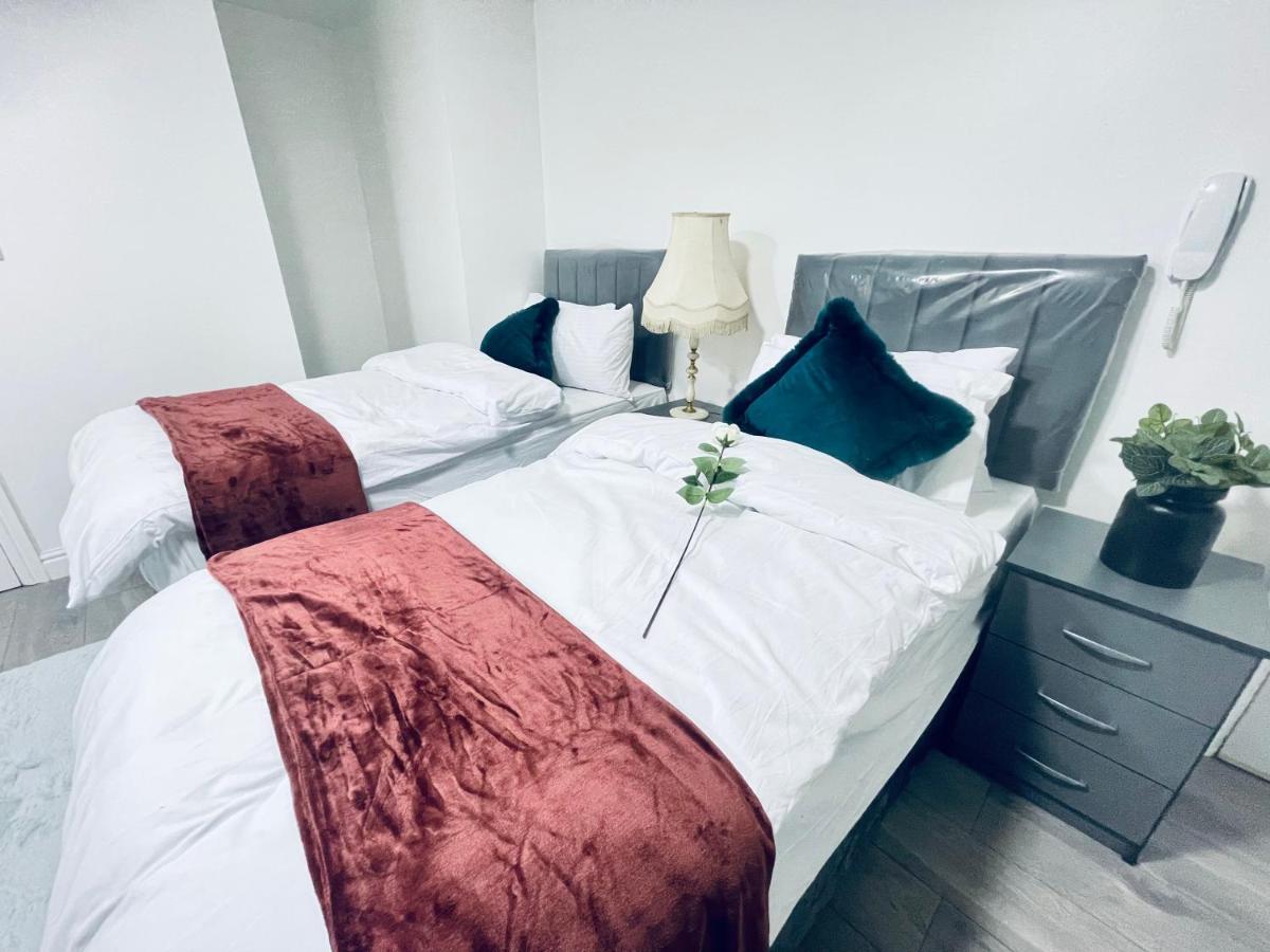 1 Bed Apartment Birmingham Bagian luar foto