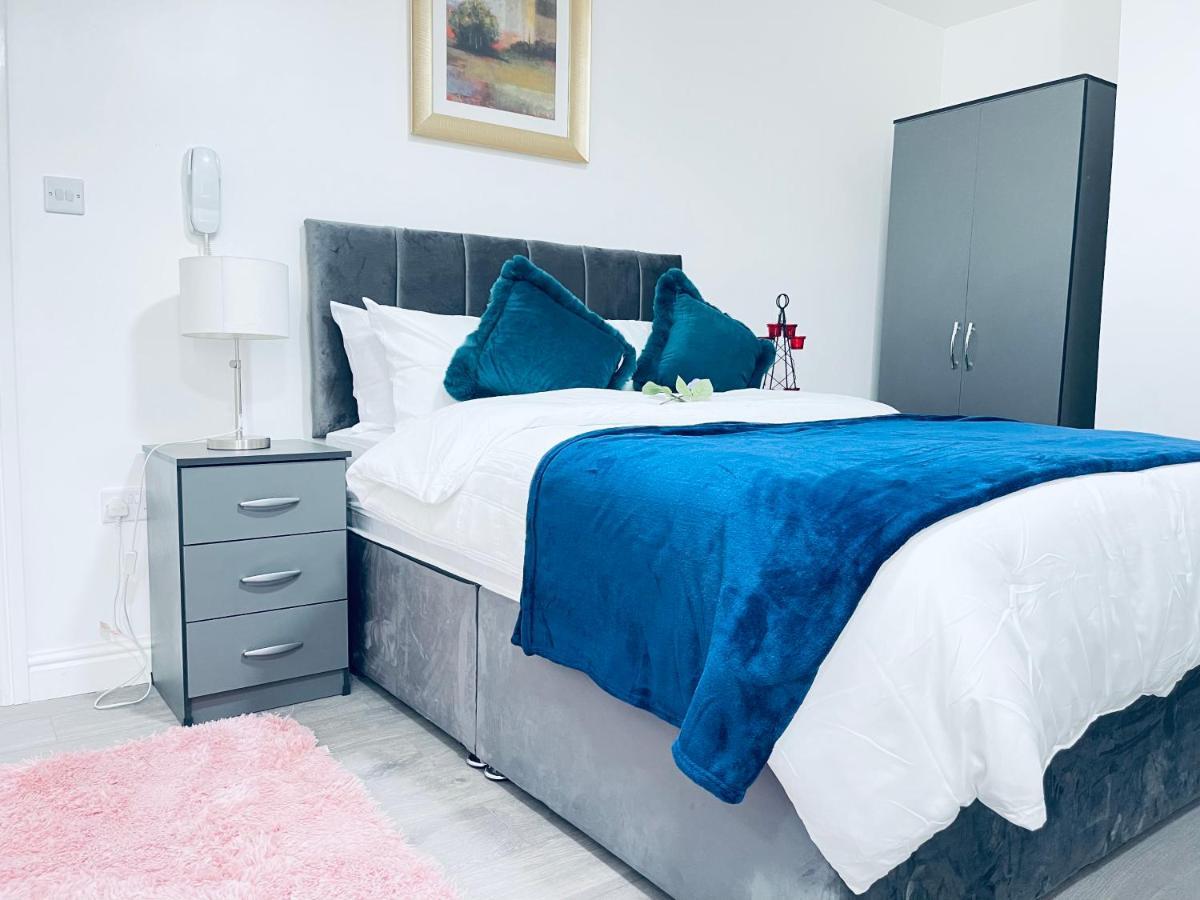 1 Bed Apartment Birmingham Bagian luar foto