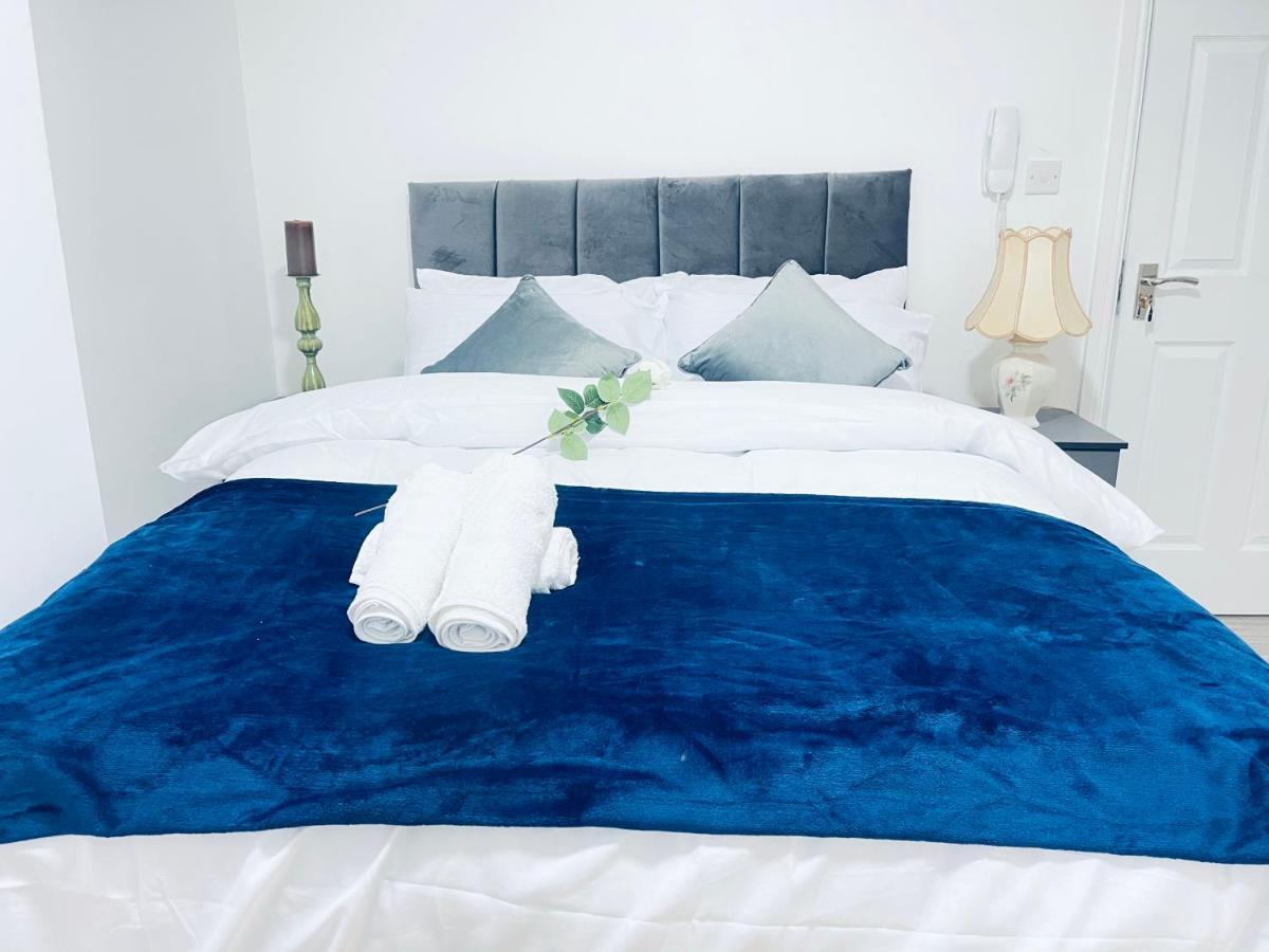 1 Bed Apartment Birmingham Bagian luar foto